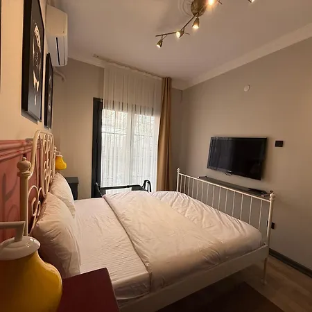 Mansion Gorki Hotel