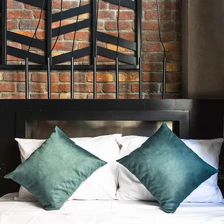 Mansion Gorki Ξενοδοχείο *